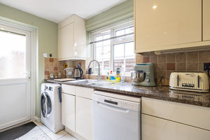 Kitchen- click for photo gallery